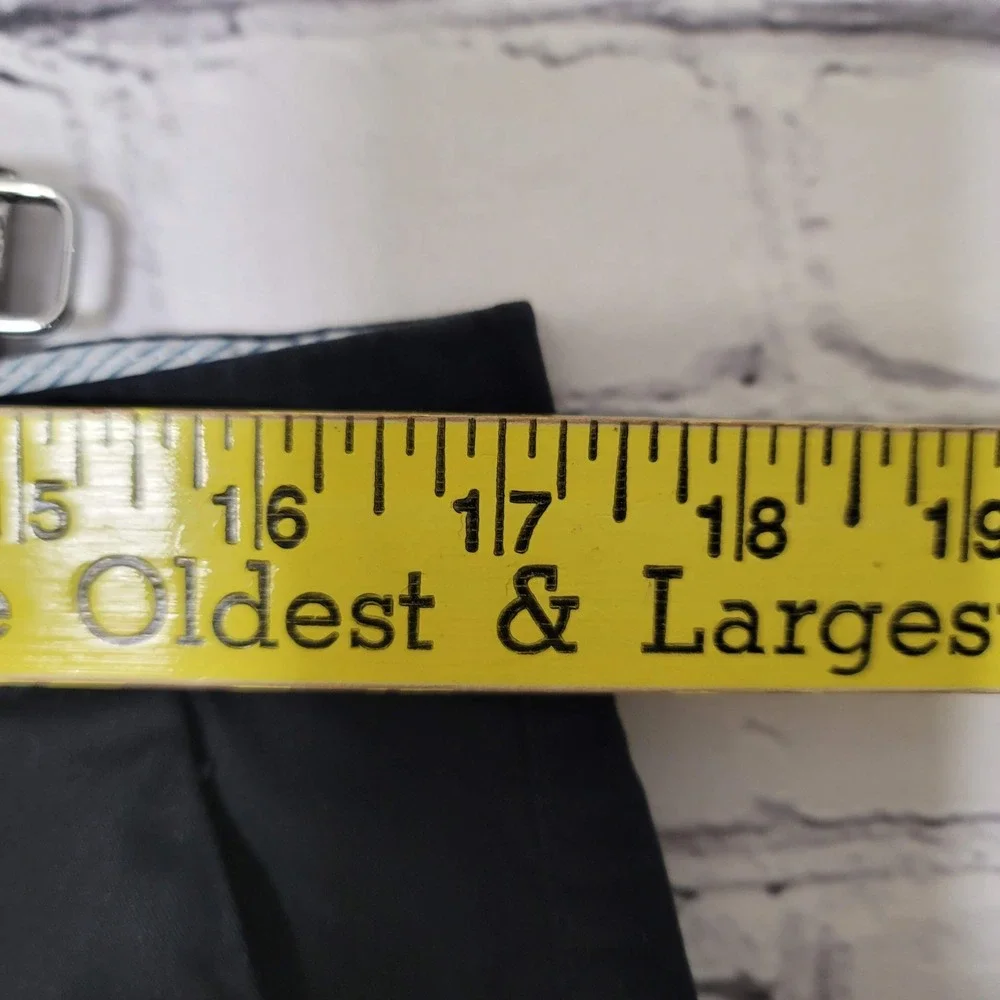 Old Navy Everyday Short Womens 12 Black Chino Twill‎ Mid Rise Preppy Resortwear